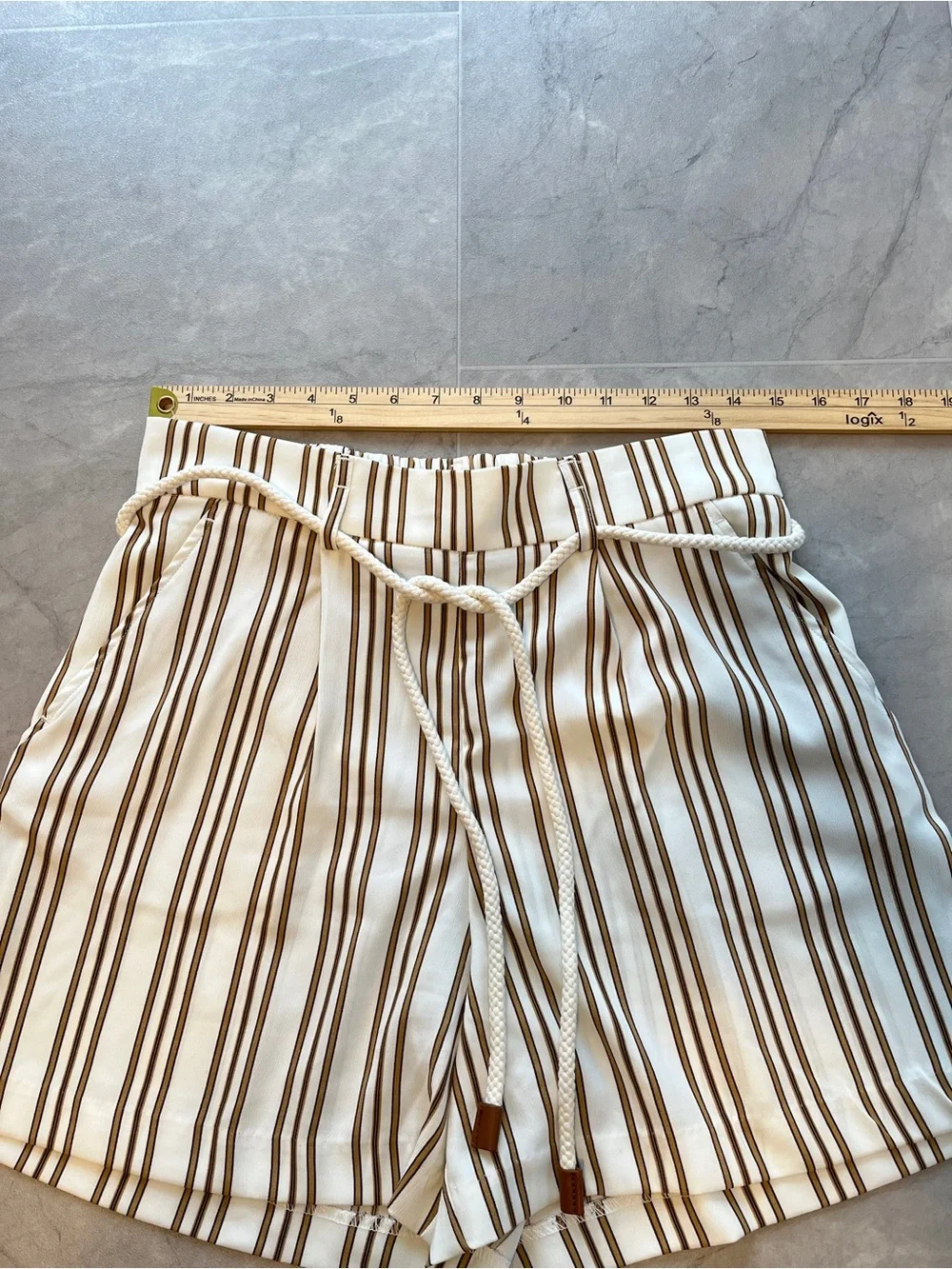 Joie Women White and brown Stripe Drawstring Bermuda Shorts Size M casual